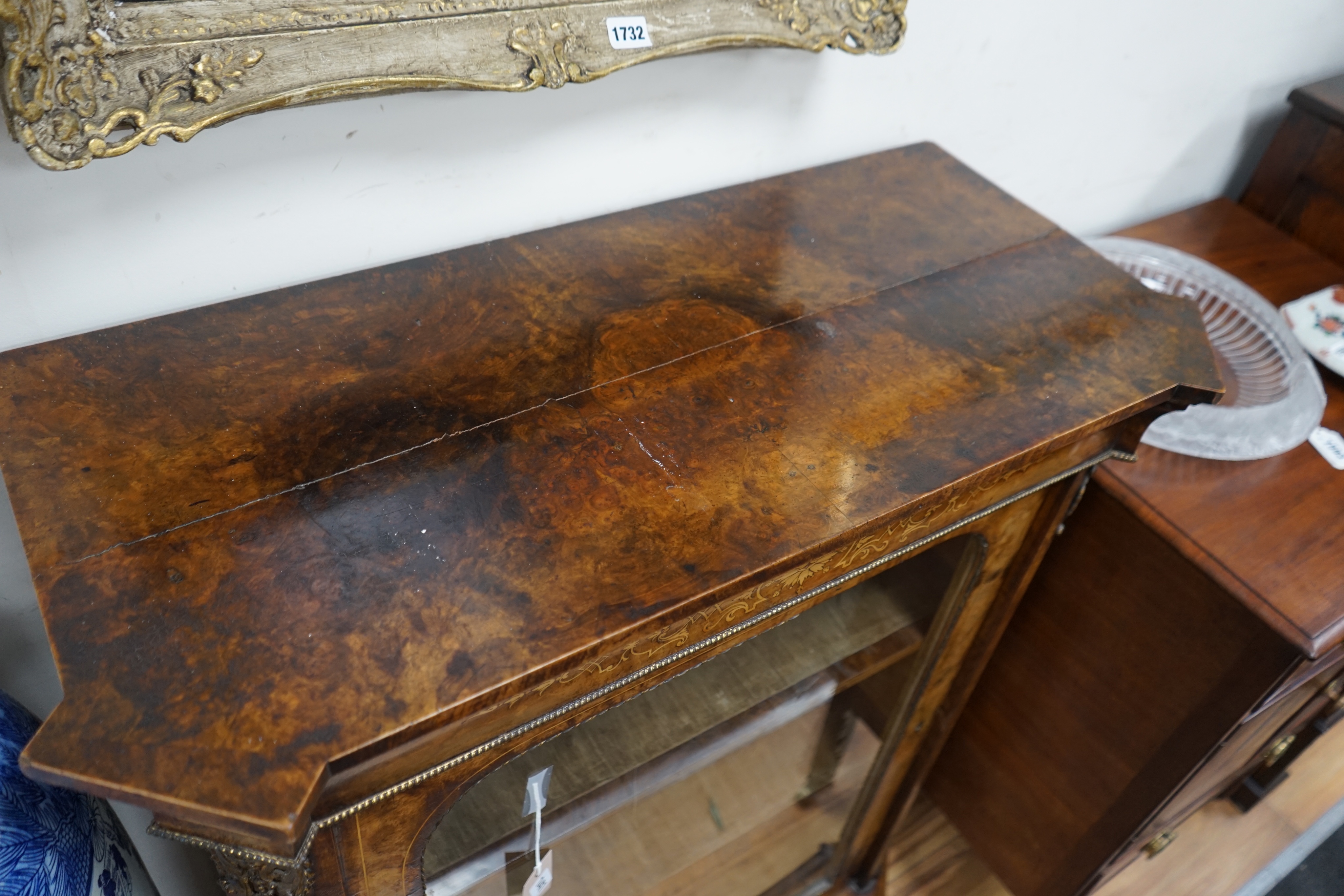 A George III mahogany enclosed washstand, width 64cm, depth 53cm, height 87cm